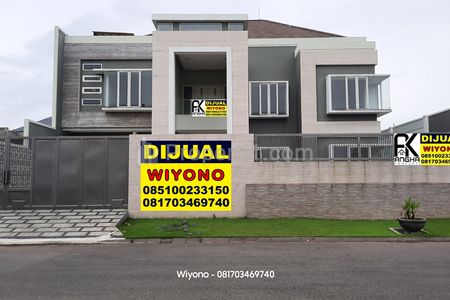 Dijual Rumah Surabaya Timur Mewah dan Istimewa Puri Galaxy dengan 9 Kamar Tidur 5 Kamar Mandi Carport 9 Mobil Rooftop Cor Bisa Jadi Tempat Olah Raga