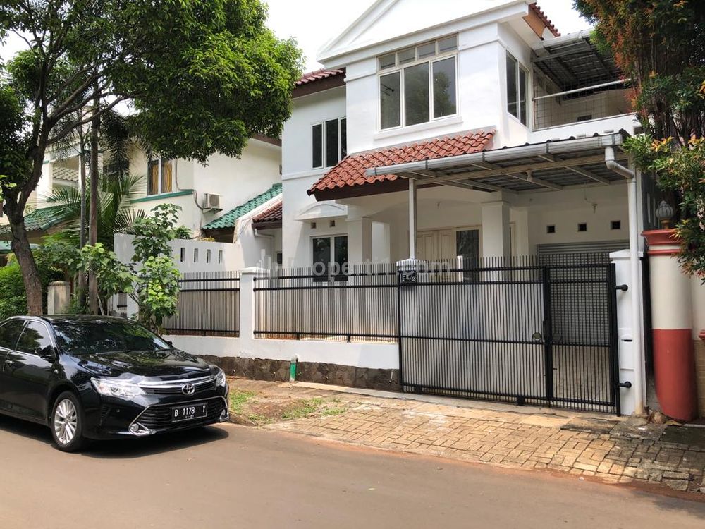 Disewakan Rumah Puspita Loka, Serpong Sub-District, South Tangerang City, Banten