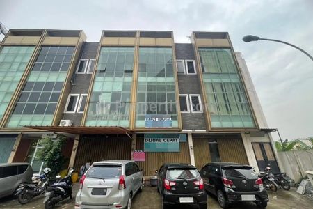 Jual Ruko Tiga Lantai Siap Pakai di Golden City Cipondoh, Tangerang