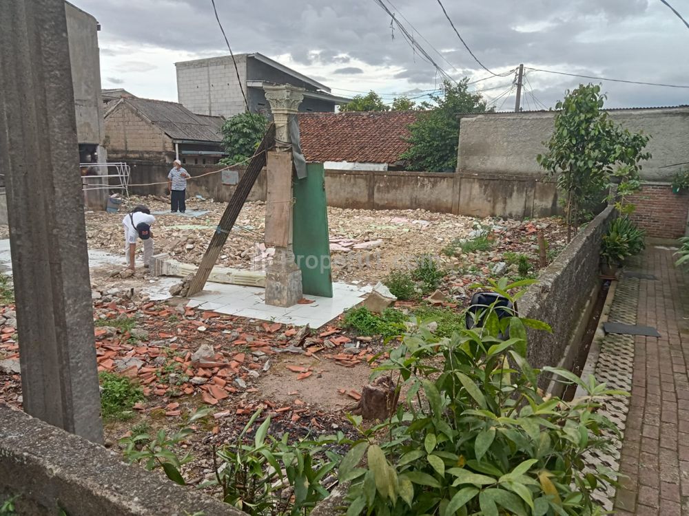 Dijual Tanah di Zona Komersil di Gang Duren Rangkapan Jaya Depok