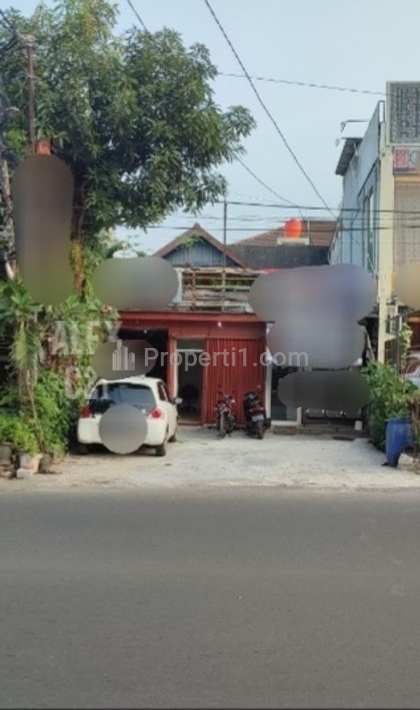 Dijual Rumah Hitung Tanah Saja di Jl. Kemang, Cilandak Timur, Pasar Minggu, Jakarta Selatan