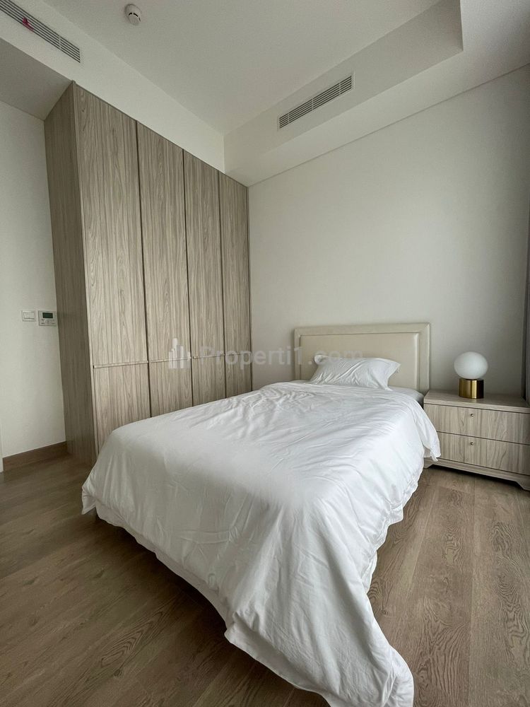 Disewakan Furnished Apartemen Fifty Seven Promenade Jakarta Pusat - 2+1 BR 