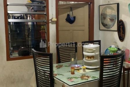 Dijual Rumah Hook Siap Huni Termurah di Peninggaran, Jakarta Selatan