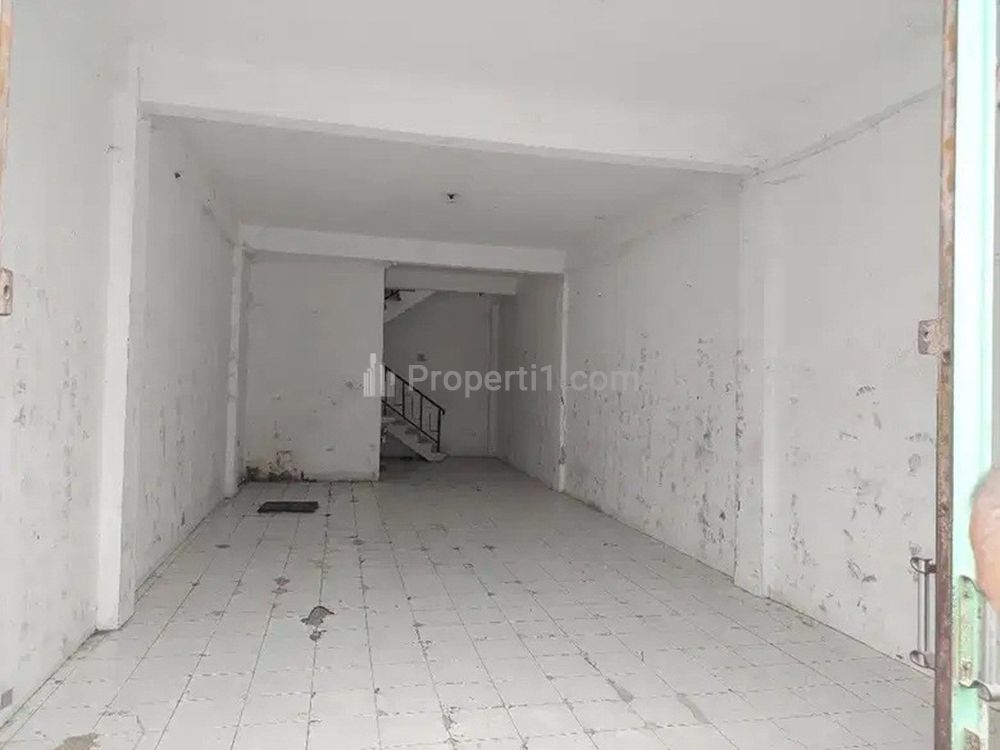 Sewa Ruko Bagus 3 Lantai di Jalan Raya Kenjeran Surabaya