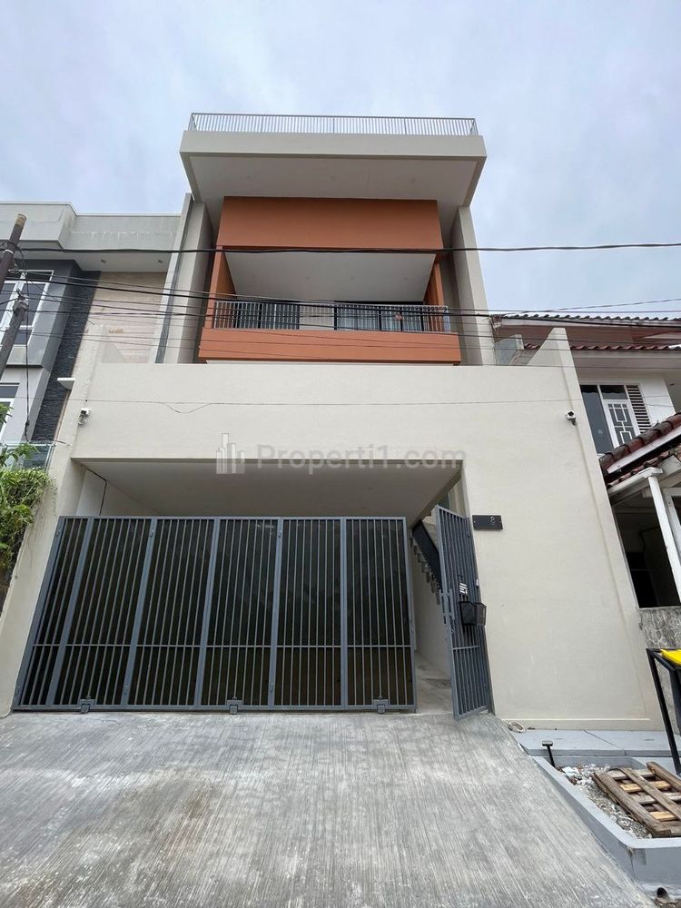 Jual Cepat Rumah Baru 4 Lantai di Pulomas Jakarta Timur