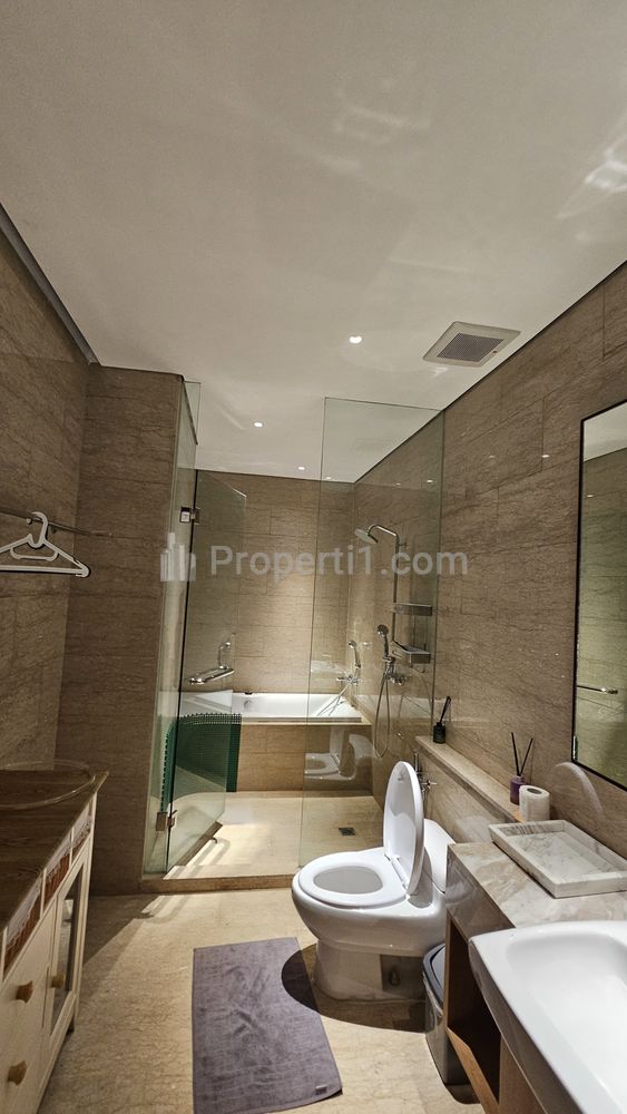 Best Price For Rent Essence Darmawangsa Apartment 3 BR Fully Furnished Good Unit