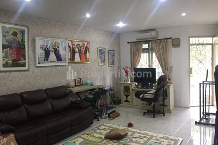 Dijual Rumah Ideal Komplek Area Tanjung Duren Jakarta Barat