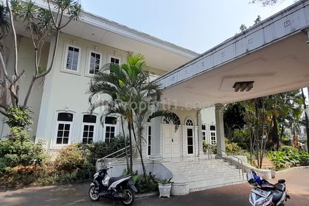 Dijual Rumah Para Sultan di Permata Hijau, Jakarta Selatan