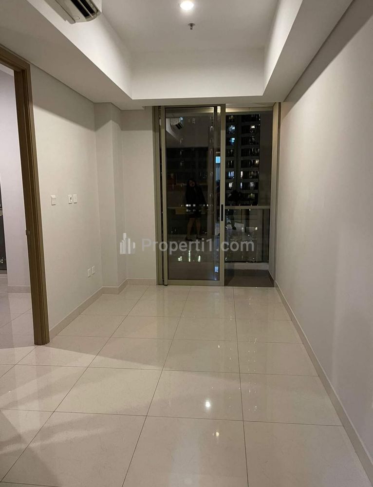 Dijual BU Apartemen Taman Anggrek Residence Termurah, Jakarta Barat - 1 BR Semi Furnished