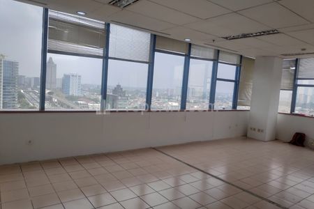 Disewakan Kantor Mewah Fasilitas Lengkap di Graha Pratama Building, Tebet, Jakarta Selatan