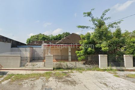 Dijual Rumah Usaha di Daerah Sragen Kulon Kabupaten Sragen