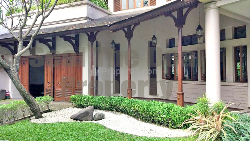 Dijual Rumah di Area Pondok Indah Jakarta Selatan STDN0124