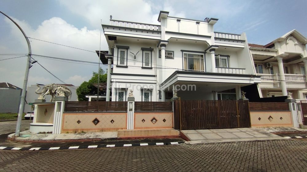 Jual/Sewa Rumah Mewah di Villa Permata Gading Jakarta Utara