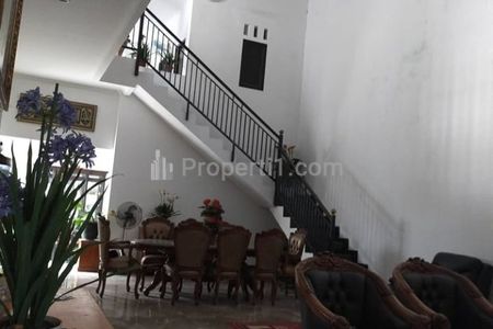 Dijual Rumah Cantik LT 247 m2 di Cilangkap, Jakarta Timur