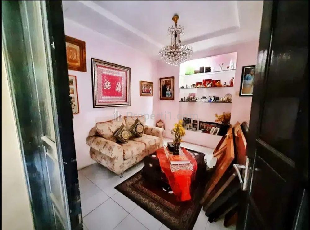 Dijual Rumah 2 Lantai dalam Komplek di Pondok Aren Tangerang Selatan