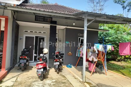 Tampak depan 