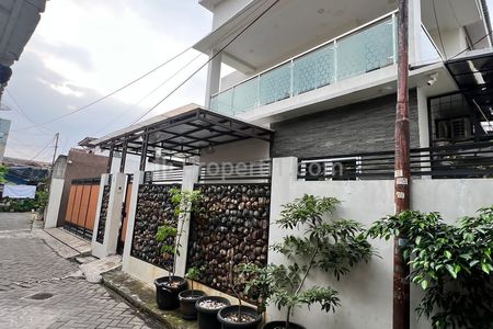 Dijual BU Rumah 2 Lantai di Larangan, Tangerang Selatan