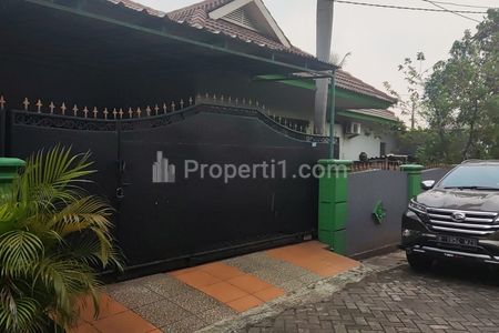 Dijual Rumah Komplek Departemen Perdagangan Ciledug, Tangerang