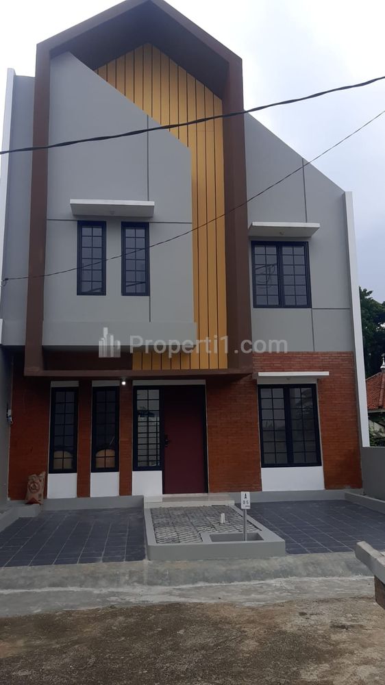 Dijual BU Rumah 2 Lantai Dalam Cluster di Jalan Tipar, Pasar Rebo, Jakarta Timur