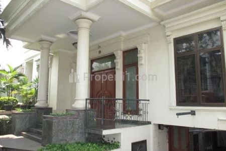 For Sale & Rent Houses on Jl. Wijaya di Kebayoran Baru, Jakarta Selatan