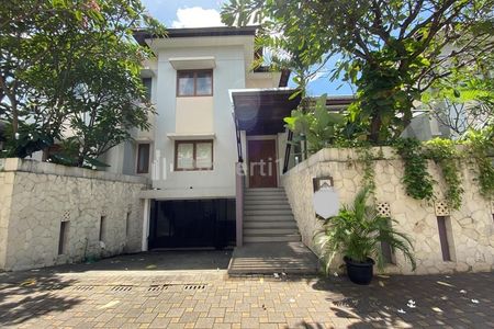 Dijual Komplek Rumah di Mampang Prapatan Jakarta Selatan - Cocok untuk Investor
