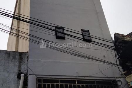 Dijual Rumah Bentuk Ruko 4 Lantai dekat MRT Hayam Wuruk, Taman Sari, Jakarta Barat