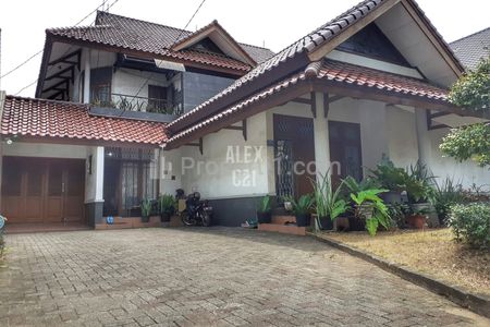 Jual Rumah 2 Lantai Siap Huni di Jl. MH Thamrin, Cikokol, Kota Tangerang, dekat Tangerang City Mall