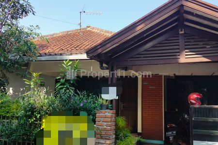 Jual Rumah Strategis Hook Candrawulan Turangga Buah Batu Bandung