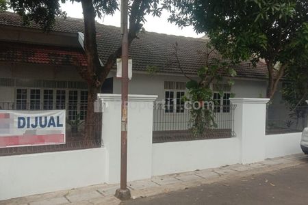 DIjual Rumah 3+1 Kamar di Cempaka Putih Rempoa Tangerang Selatan