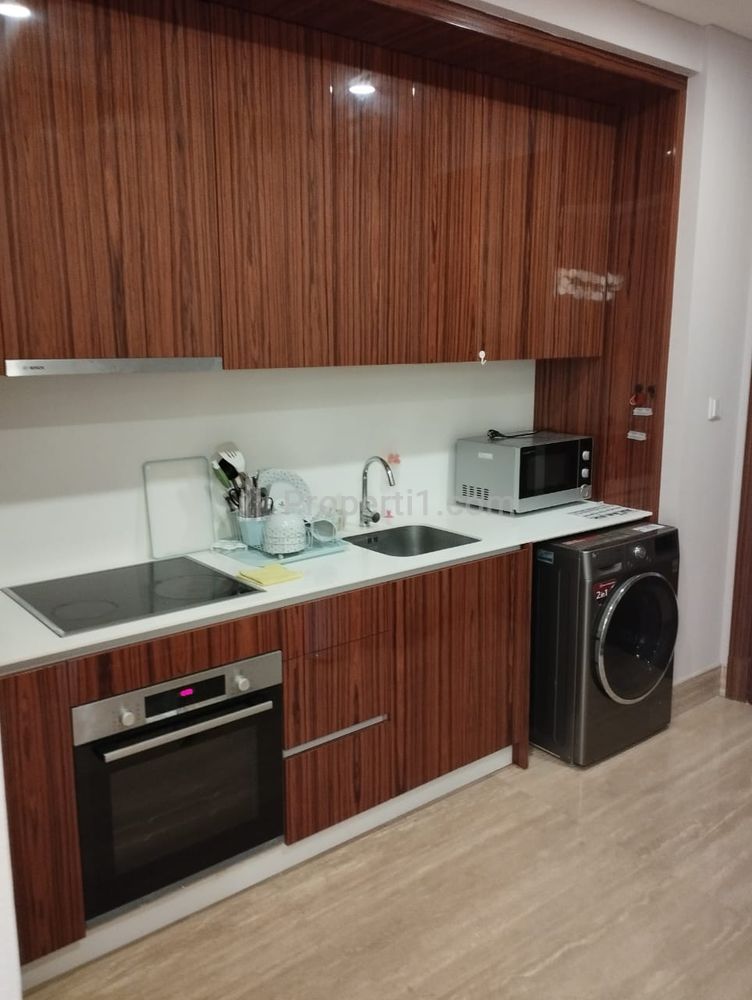Sewa Apartemen South Hills Kuningan Mid Floor 1BR Full Furnished