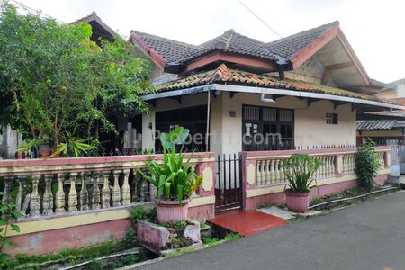 Dijual Rumah Bangunan Lama Luas Tanah 390 m2 di Cengkareng, Jakarta Barat