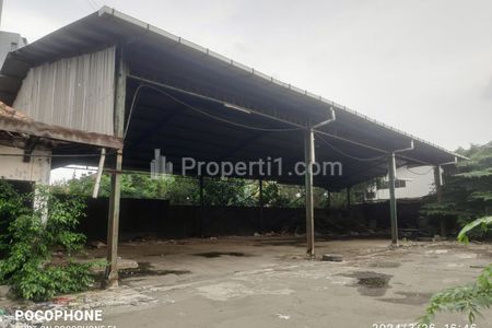 Dijual Lahan Gudang Komersial LT 2700 m2 di Area Palmerah, Jakarta Barat