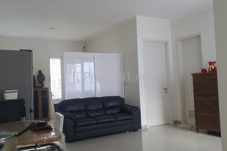 Dijual Rumah LT 160 m2 Full Furnished di Suvarna Sutera, Tangerang