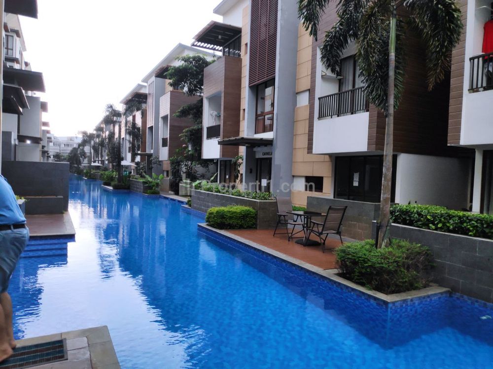 Dijual Rumah 2 Lantai Full Furnished di BSD City Serpong
