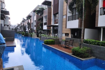 Dijual Rumah 2 Lantai Full Furnished di BSD City Serpong