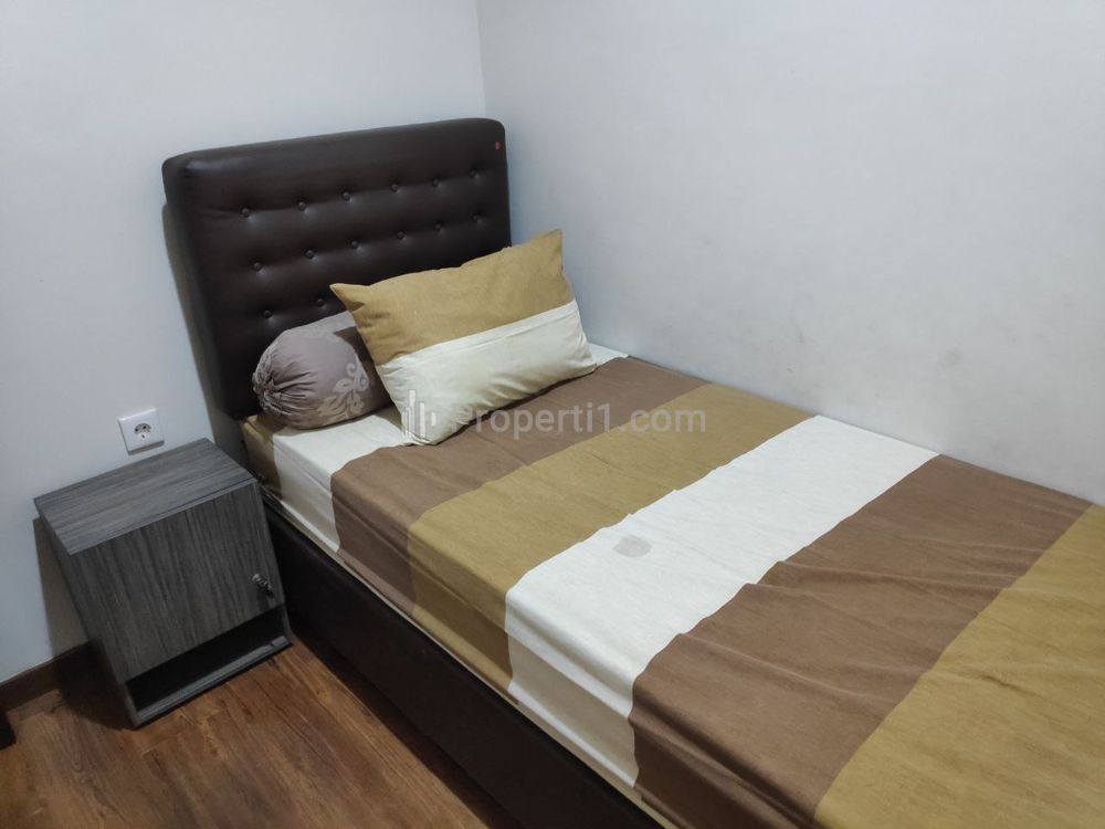 Dijual Rumah 2 Lantai Full Furnished di BSD City Serpong