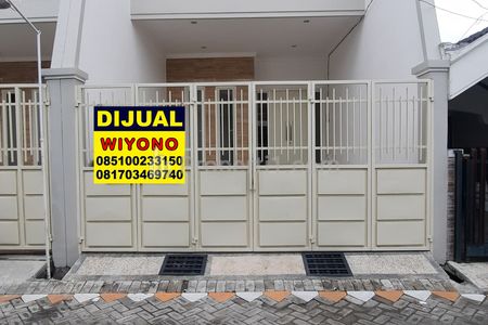 Jual Rumah Surabaya Timur Model Minimalis 2 Lantai Siap Huni dekat ITS di Mulyosari Utara