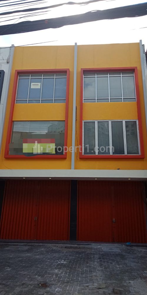 Disewakan Ruko 3,5 Lantai di Kebayoran Lama Jakarta Selatan