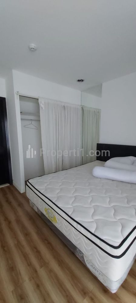 Dijual Apartemen 2+1 BR Semi Furnished di Apartemen Somerset Berlian