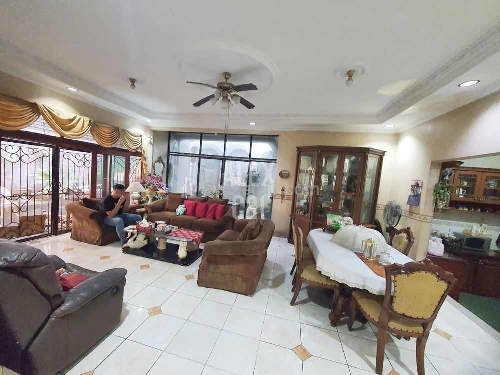 Jual Rumah Mewah di Perumahan TNI-AU Pondok Bambu,  Duren Sawit, Jakarta Timur