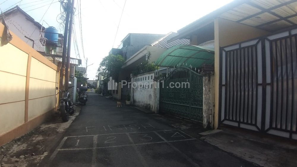 jual Rumah Lama Hitung Tanah di Jalan Haji Nawi, Cipete Utara, Jakarta Selatan, Hub 0813 1838 1838
