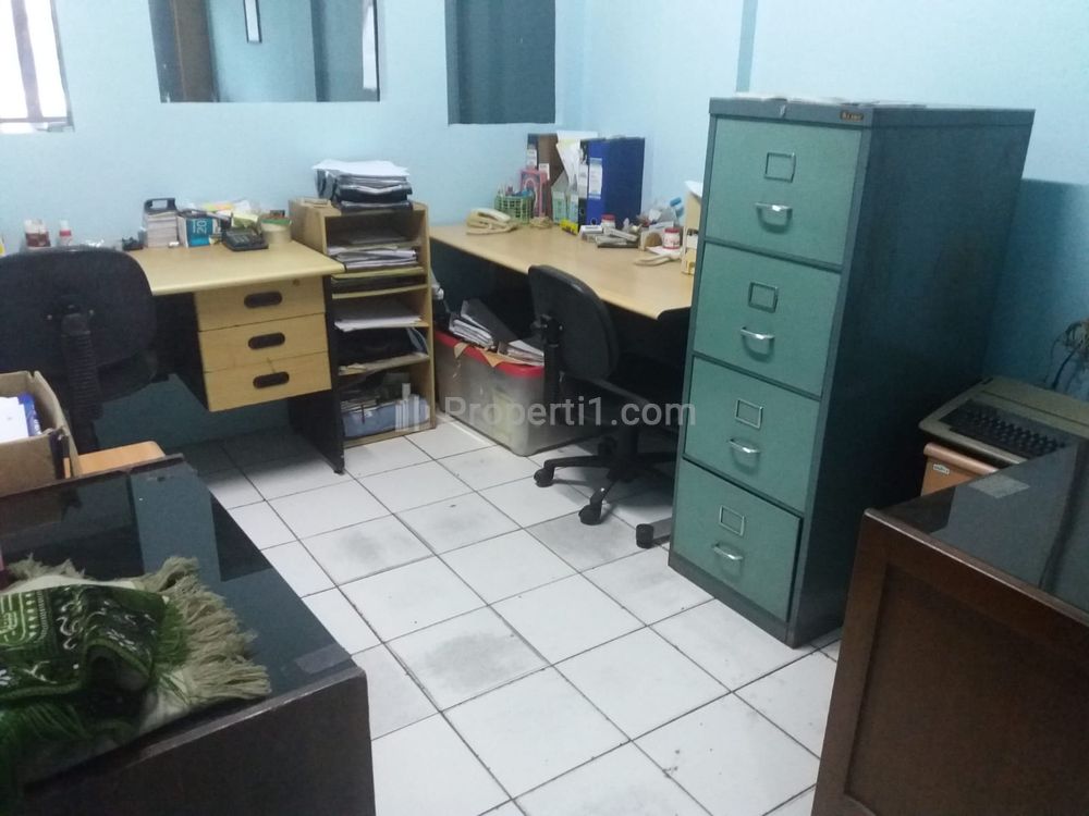 Jual Cepat Ruko Lokasi Strategis di Sahardjo Jakarta Selatan