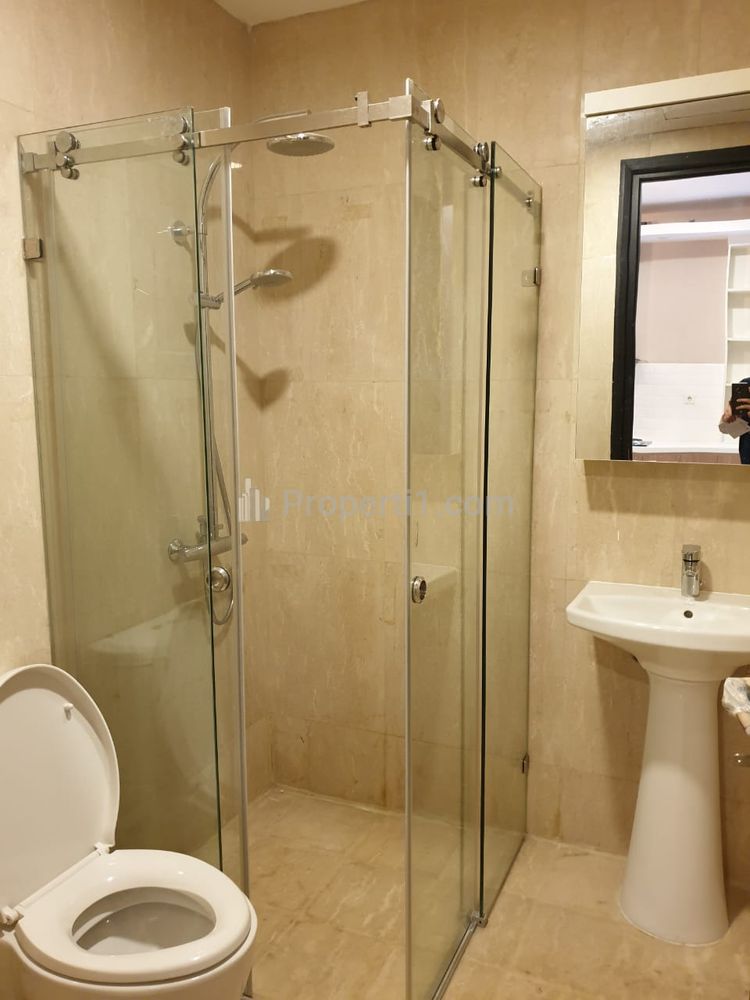 Dijual Apartemen 2 BR Full Furnished Fasilitas Oke di Sudirman Suites Apartment
