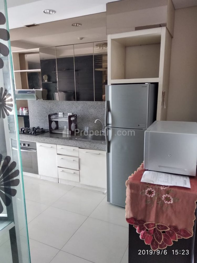 Dijual Apartemen Lokasi Strategis di Apartemen Thamrin Residence 2 — 3 BR Fully Furnished