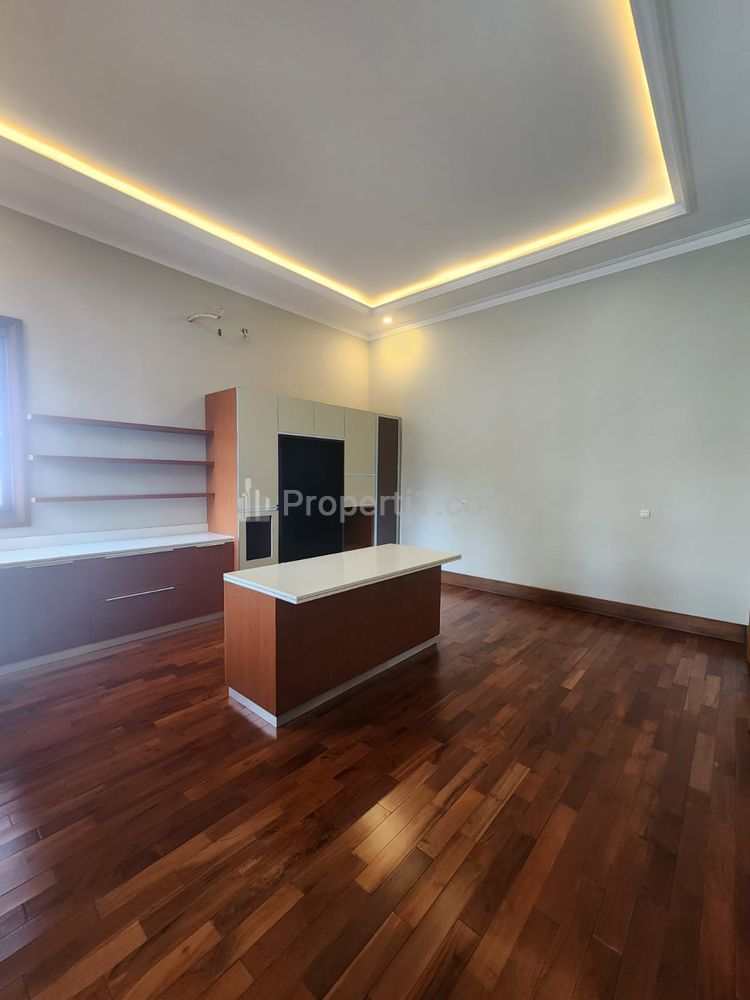 Jual Rumah Mewah di Ampera Kemang Jakarta Selatan