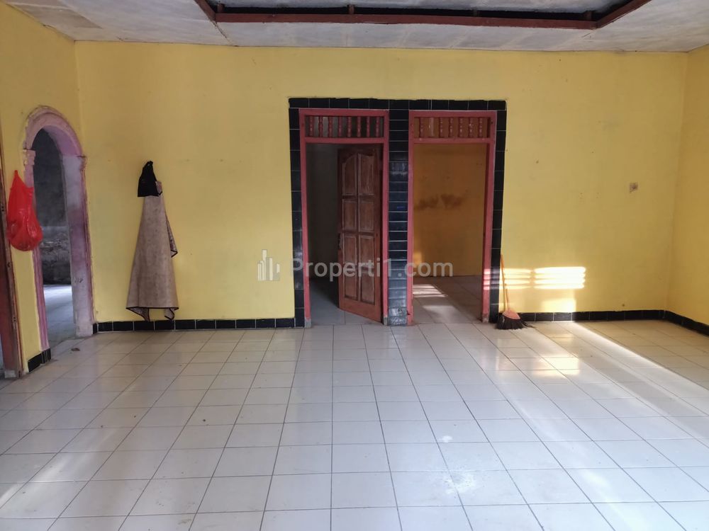 Dijual Rumah Siap Huni 300 Juta di Barat Pasar Karangpandan Karanganyar Jawa Tengah