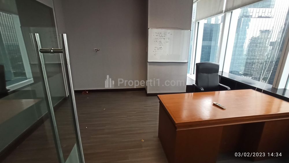 Sewa Office Space Equity Tower at SCBD - Luas 188.8 sqm Full Furnished