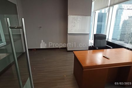Sewa Office Space Equity Tower at SCBD - Luas 188.8 sqm Full Furnished