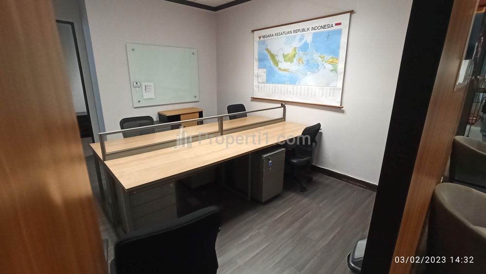 Sewa Office Space Equity Tower at SCBD - Luas 188.8 sqm Full Furnished