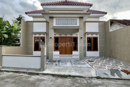 Dijual Rumah Baru Minimalis Seputar Gentan Jl. Kaliurang Km 10 Sleman